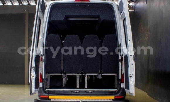 Buy Used Mercedes‒Benz Sprinter White Truck in Windhoek in Namibia Buy Used Mercedes‒Benz Sprinter White Truck in Windhoek in Namibia