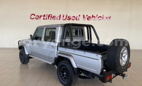 Buy Used Toyota Land Cruiser Silver Car in Windhoek in Namibia Buy Used Toyota Land Cruiser Silver Car in Windhoek in Namibia