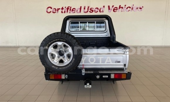 Buy Used Toyota Land Cruiser Silver Car in Windhoek in Namibia Buy Used Toyota Land Cruiser Silver Car in Windhoek in Namibia