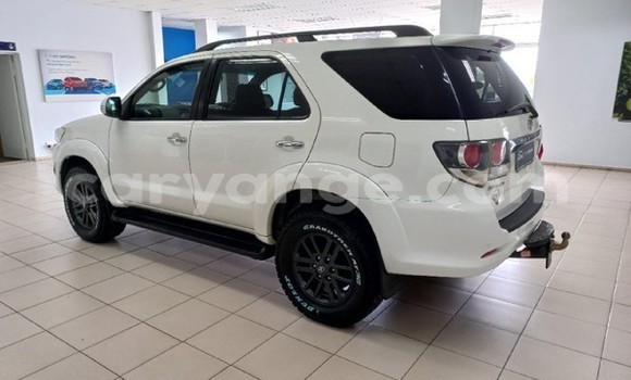 Buy Used Toyota Fortuner White Car in Windhoek in Namibia Buy Used Toyota Fortuner White Car in Windhoek in Namibia