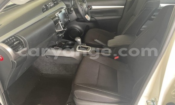 Buy Used Toyota Hilux White Car in Windhoek in Namibia Buy Used Toyota Hilux White Car in Windhoek in Namibia
