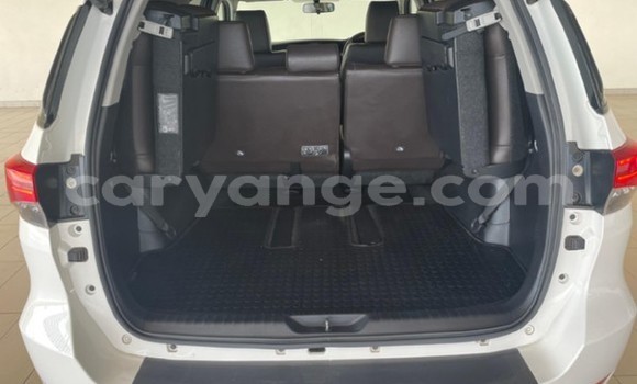 Buy Used Toyota Fortuner White Car in Walvis Bay in Namibia Buy Used Toyota Fortuner White Car in Walvis Bay in Namibia