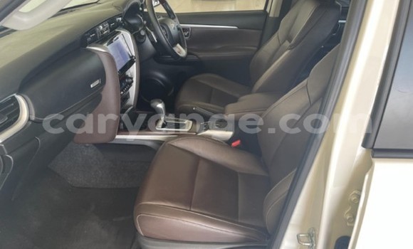 Buy Used Toyota Fortuner White Car in Walvis Bay in Namibia Buy Used Toyota Fortuner White Car in Walvis Bay in Namibia