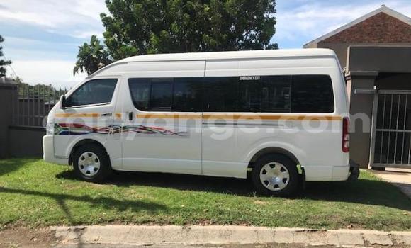 Buy Used Toyota 4Runner White Car in Windhoek in Namibia Buy Used Toyota 4Runner White Car in Windhoek in Namibia