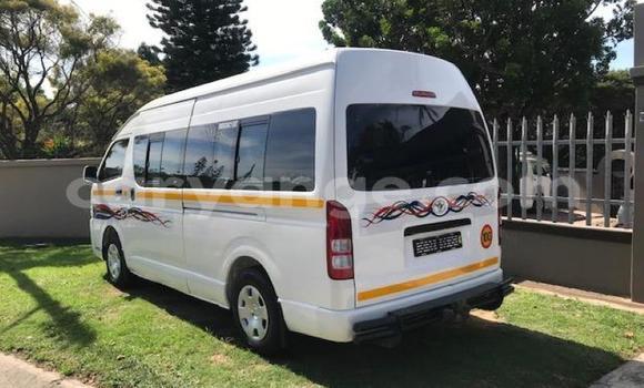 Buy Used Toyota 4Runner White Car in Windhoek in Namibia Buy Used Toyota 4Runner White Car in Windhoek in Namibia