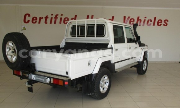 Buy Used Toyota Land Cruiser White Car in Windhoek in Namibia Buy Used Toyota Land Cruiser White Car in Windhoek in Namibia