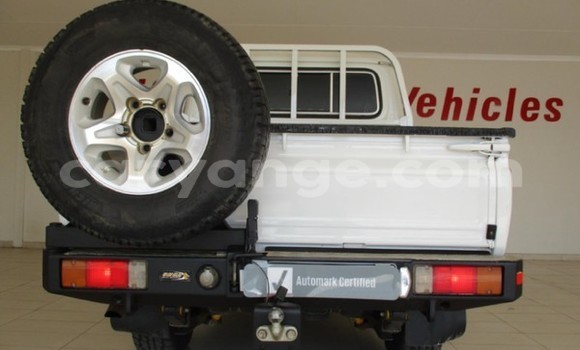 Buy Used Toyota Land Cruiser White Car in Windhoek in Namibia Buy Used Toyota Land Cruiser White Car in Windhoek in Namibia