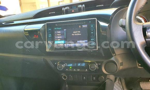 Acheter Occasion Voiture Toyota Hilux Blanc à Gobabis, Omaheke Acheter Occasion Voiture Toyota Hilux Blanc à Gobabis, Omaheke