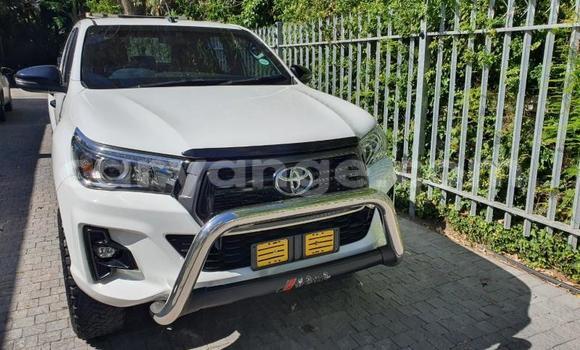 Acheter Occasion Voiture Toyota Hilux Blanc à Gobabis, Omaheke Acheter Occasion Voiture Toyota Hilux Blanc à Gobabis, Omaheke
