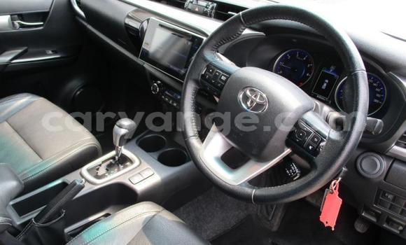Buy Used Toyota Hilux White Car in Karasburg in Karas Buy Used Toyota Hilux White Car in Karasburg in Karas