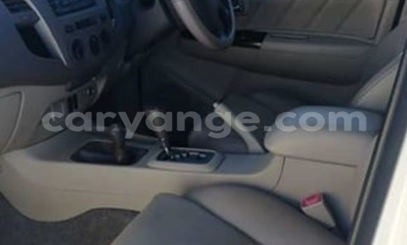 Acheter Occasion Voiture Toyota Fortuner Blanc à Windhoek, Namibie Acheter Occasion Voiture Toyota Fortuner Blanc à Windhoek, Namibie