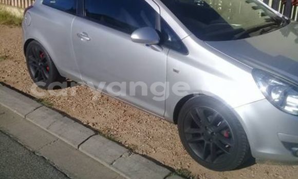 Acheter Occasion Voiture Opel Corsa Gris à Windhoek, Namibie Acheter Occasion Voiture Opel Corsa Gris à Windhoek, Namibie