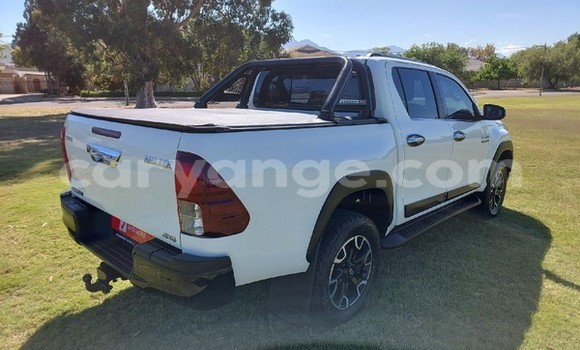 Buy Used Toyota Hilux White Car in Windhoek in Namibia Buy Used Toyota Hilux White Car in Windhoek in Namibia