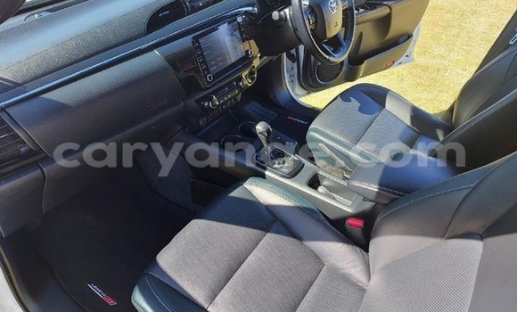 Buy Used Toyota Hilux White Car in Windhoek in Namibia Buy Used Toyota Hilux White Car in Windhoek in Namibia