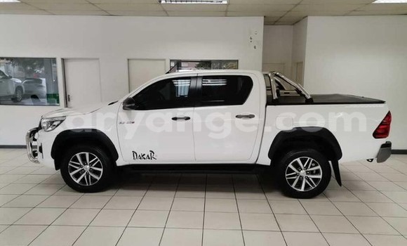 Buy Used Toyota Hilux White Car in Windhoek in Namibia Buy Used Toyota Hilux White Car in Windhoek in Namibia