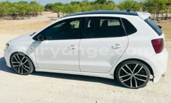 Acheter Occasion Voiture Volkswagen Polo Blanc à Windhoek, Namibie Acheter Occasion Voiture Volkswagen Polo Blanc à Windhoek, Namibie