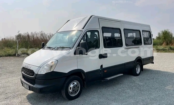Buy Used Iveco Daily White Truck in Windhoek in Namibia Buy Used Iveco Daily White Truck in Windhoek in Namibia