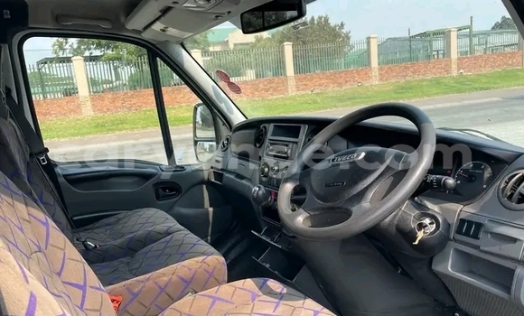 Buy Used Iveco Daily White Truck in Windhoek in Namibia Buy Used Iveco Daily White Truck in Windhoek in Namibia