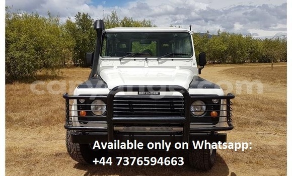 Buy Used Land Rover Defender White Car in Windhoek in Namibia Buy Used Land Rover Defender White Car in Windhoek in Namibia