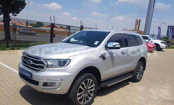 Buy Used Ford Everest Silver Car in Karasburg in Karas