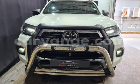 Acheter Occasion Voiture Toyota Hilux Blanc à Karasburg, Karas Acheter Occasion Voiture Toyota Hilux Blanc à Karasburg, Karas