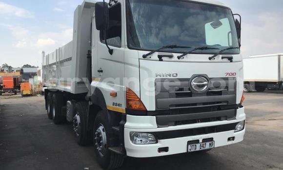 Buy Used Hino 300 Series White Truck in Windhoek in Namibia Buy Used Hino 300 Series White Truck in Windhoek in Namibia