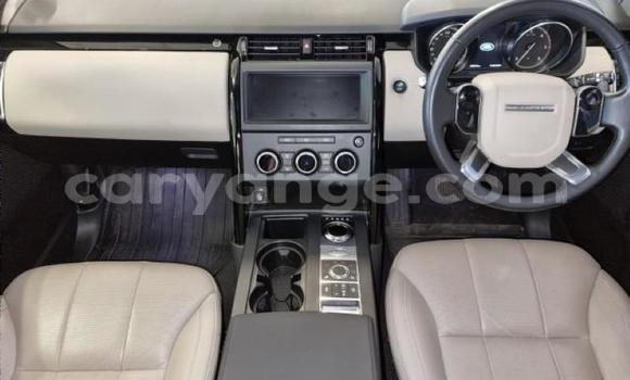 Buy Used Land Rover Discovery Silver Car in Karasburg in Karas Buy Used Land Rover Discovery Silver Car in Karasburg in Karas