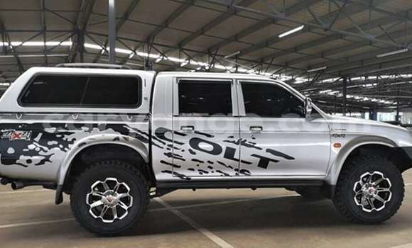 Buy Used Mitsubishi Colt Silver Car in Windhoek in Namibia Buy Used Mitsubishi Colt Silver Car in Windhoek in Namibia