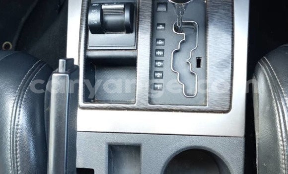 Acheter Occasion Voiture Jeep Cherokee Blanc à Walvis Bay, Namibie Acheter Occasion Voiture Jeep Cherokee Blanc à Walvis Bay, Namibie