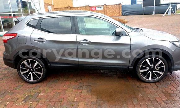 Acheter Occasion Voiture Nissan Qashqai+2 Autre à Windhoek, Namibie Acheter Occasion Voiture Nissan Qashqai+2 Autre à Windhoek, Namibie