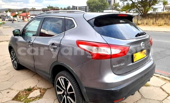 Acheter Occasion Voiture Nissan Qashqai+2 Autre à Windhoek, Namibie Acheter Occasion Voiture Nissan Qashqai+2 Autre à Windhoek, Namibie