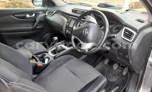 Acheter Occasion Voiture Nissan Qashqai+2 Autre à Windhoek, Namibie Acheter Occasion Voiture Nissan Qashqai+2 Autre à Windhoek, Namibie