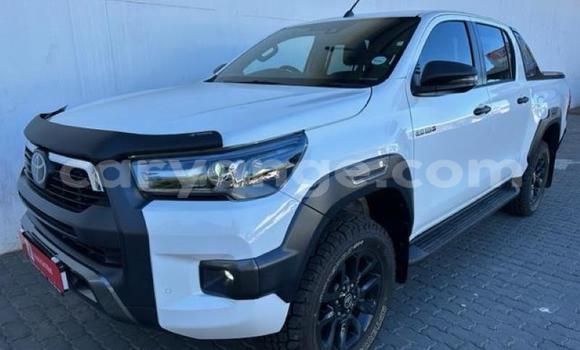 Acheter Occasion Voiture Toyota Hilux Blanc à Karasburg, Karas