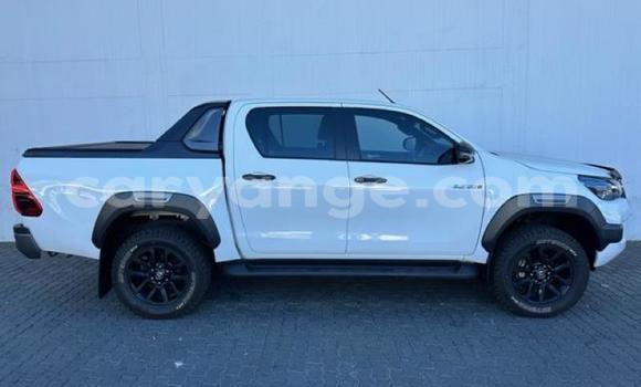 Acheter Occasion Voiture Toyota Hilux Blanc à Karasburg, Karas Acheter Occasion Voiture Toyota Hilux Blanc à Karasburg, Karas