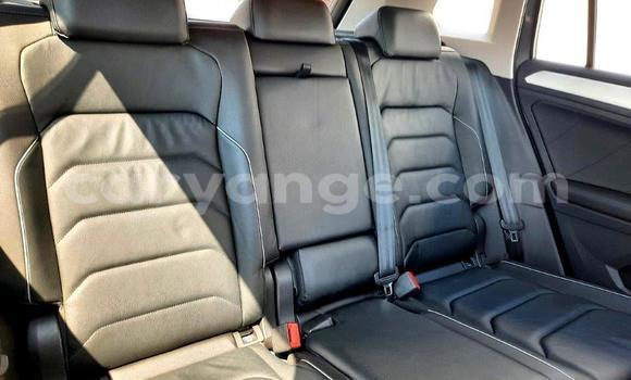 Acheter Occasion Voiture Volkswagen Tiguan Gris à Windhoek, Namibie Acheter Occasion Voiture Volkswagen Tiguan Gris à Windhoek, Namibie