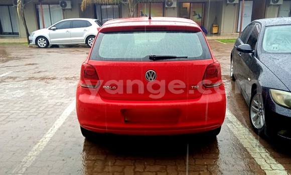 Acheter Occasion Voiture Volkswagen Polo Rouge à Windhoek, Namibie Acheter Occasion Voiture Volkswagen Polo Rouge à Windhoek, Namibie