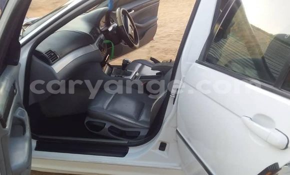 Acheter Occasion Voiture BMW 3–Series Blanc à Omaruru, Erongo Acheter Occasion Voiture BMW 3–Series Blanc à Omaruru, Erongo