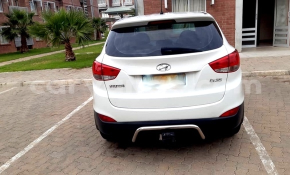 Acheter Occasion Voiture Hyundai Ix35 Blanc à Windhoek, Namibie Acheter Occasion Voiture Hyundai Ix35 Blanc à Windhoek, Namibie