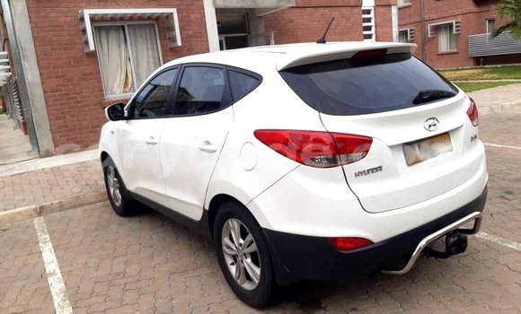 Acheter Occasion Voiture Hyundai Ix35 Blanc à Windhoek, Namibie Acheter Occasion Voiture Hyundai Ix35 Blanc à Windhoek, Namibie