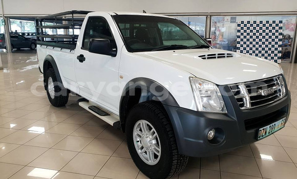 Acheter Occasion Voiture Isuzu KB Blanc à Windhoek, Namibie