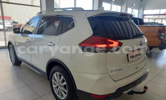 Acheter Occasion Voiture Nissan X–Trail Blanc à Windhoek, Namibie Acheter Occasion Voiture Nissan X–Trail Blanc à Windhoek, Namibie
