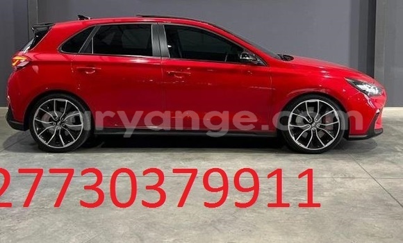 Buy Used Hyundai I30 Red Car in Windhoek in Namibia