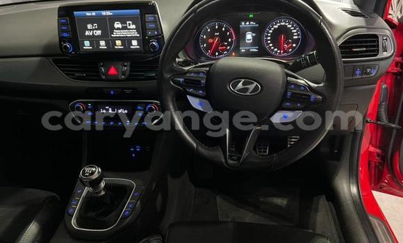 Acheter Occasion Voiture Hyundai I30 Rouge à Windhoek, Namibie Acheter Occasion Voiture Hyundai I30 Rouge à Windhoek, Namibie