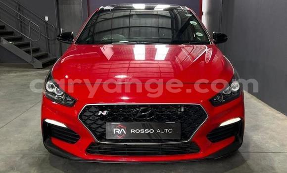 Acheter Occasion Voiture Hyundai I30 Rouge à Windhoek, Namibie Acheter Occasion Voiture Hyundai I30 Rouge à Windhoek, Namibie