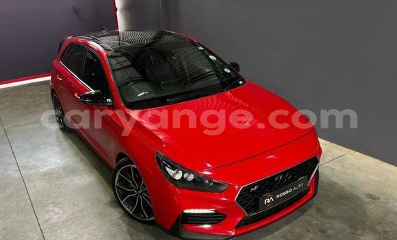 Acheter Occasion Voiture Hyundai I30 Rouge à Windhoek, Namibie Acheter Occasion Voiture Hyundai I30 Rouge à Windhoek, Namibie