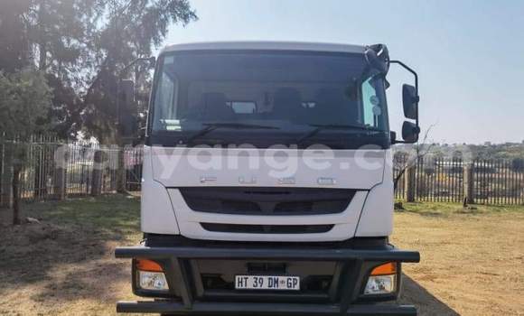 Acheter Occasion Utilitaire Mitsubishi L400 Blanc à Keetmanshoop, Namibie Acheter Occasion Utilitaire Mitsubishi L400 Blanc à Keetmanshoop, Namibie