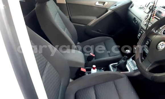 Acheter Occasion Voiture Volkswagen Tiguan Blanc à Windhoek, Namibie Acheter Occasion Voiture Volkswagen Tiguan Blanc à Windhoek, Namibie