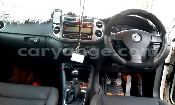 Acheter Occasion Voiture Volkswagen Tiguan Blanc à Windhoek, Namibie Acheter Occasion Voiture Volkswagen Tiguan Blanc à Windhoek, Namibie