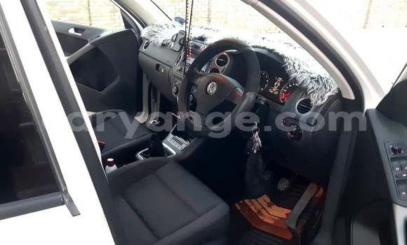 Acheter Occasion Voiture Volkswagen Tiguan Blanc à Windhoek, Namibie Acheter Occasion Voiture Volkswagen Tiguan Blanc à Windhoek, Namibie