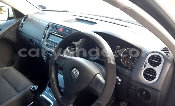 Acheter Occasion Voiture Volkswagen Tiguan Blanc à Windhoek, Namibie Acheter Occasion Voiture Volkswagen Tiguan Blanc à Windhoek, Namibie